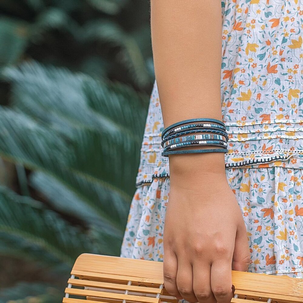 Stackable Faux Leather Bracelet with Magnetic Closure - Gift-Ready Boho Jewelry - Picture 2 of 7